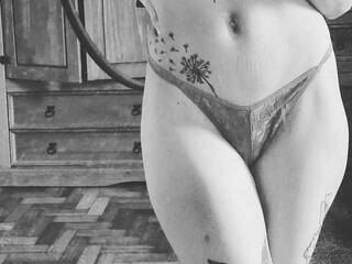 에로틱 한 영상 채팅 -Ch-