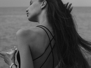 에로틱 한 영상 채팅 -WitchBlades-