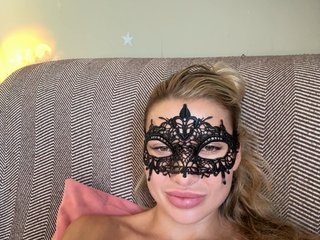 에로틱 한 영상 채팅 LiyaSilvers