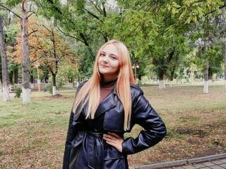 에로틱 한 영상 채팅 -NIKtariN-