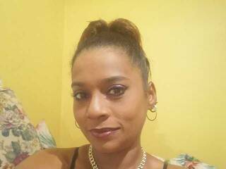 에로틱 한 영상 채팅 1FiestyAlpha69