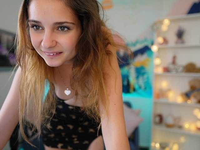 사진 abbiemaley Come join my live guys