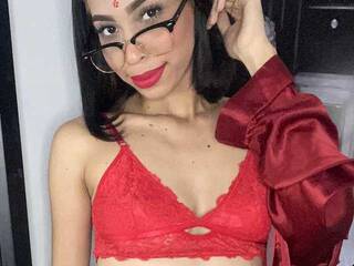 에로틱 한 영상 채팅 AbbyyJaner