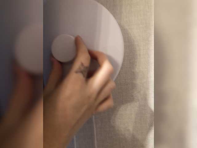 방송 스크린 샷 Ada-Wong