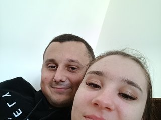에로틱 한 영상 채팅 AdamBennie