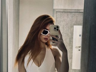 에로틱 한 영상 채팅 Adel57