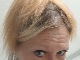에로틱 한 영상 채팅 Adelaideskyy