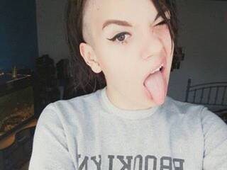 에로틱 한 영상 채팅 adelelele