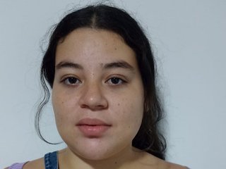 에로틱 한 영상 채팅 Adelethompson