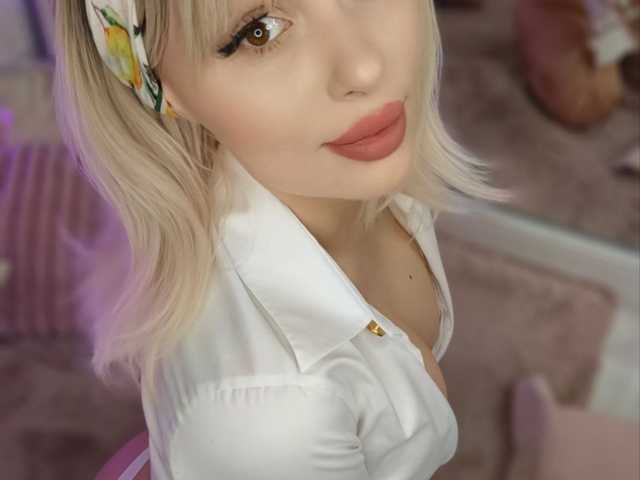 프로필 사진 AdelineKing