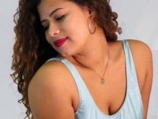 에로틱 한 영상 채팅 Adelle32