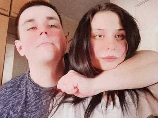 에로틱 한 영상 채팅 AdelyaVlad