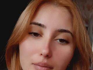 에로틱 한 영상 채팅 Adelyea