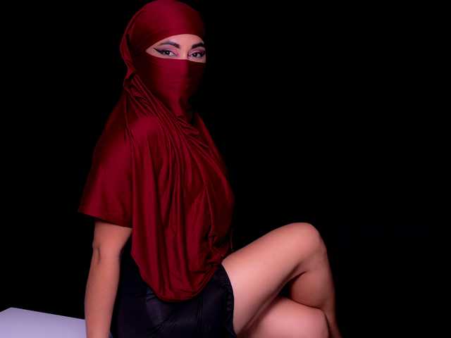 프로필 사진 adhilaa-