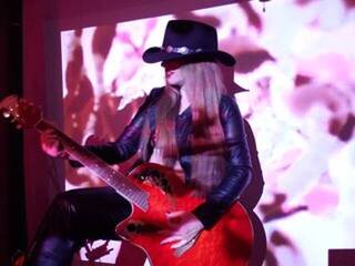 에로틱 한 영상 채팅 MaddisonRae76