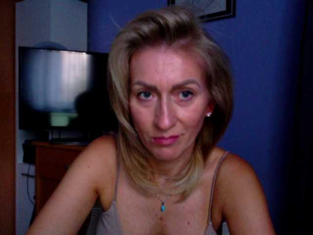 방송 스크린 샷 AdreySmith