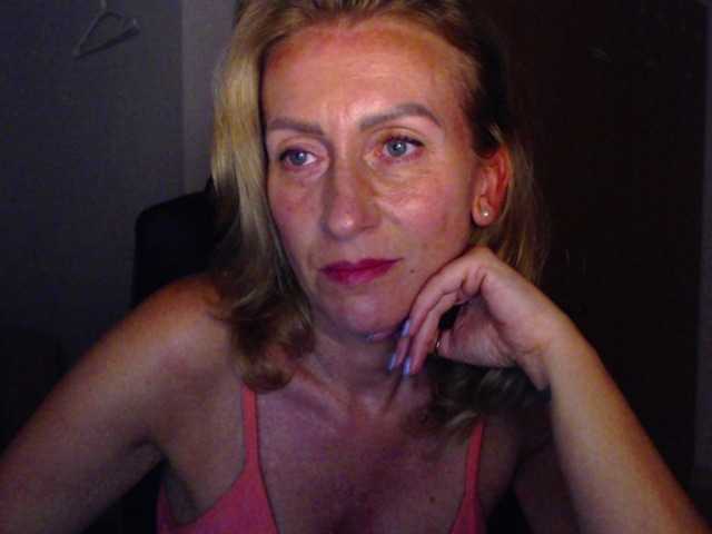 방송 스크린 샷 AdreySmith