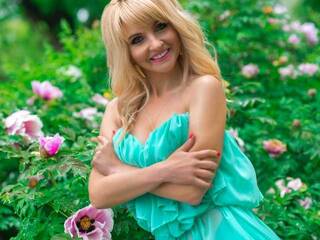 에로틱 한 영상 채팅 Adrianessa29