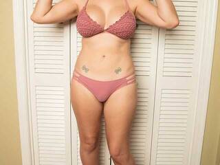 에로틱 한 영상 채팅 Afrodita19