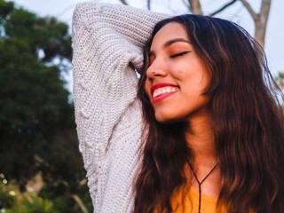 에로틱 한 영상 채팅 afroditagods