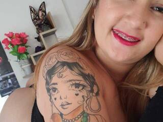 에로틱 한 영상 채팅 Agata-queen-1