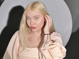 에로틱 한 영상 채팅 AgataNoNude