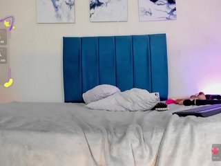 에로틱 한 영상 채팅 AhviEbony