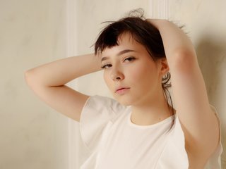 에로틱 한 영상 채팅 AiryBraun-