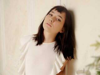 에로틱 한 영상 채팅 AiryBraun