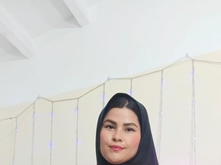 에로틱 한 영상 채팅 AishaAmin