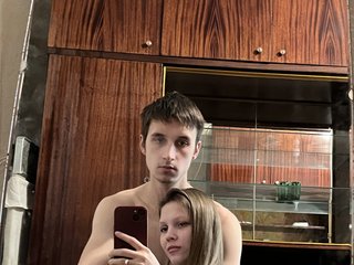 에로틱 한 영상 채팅 AkiraKaryn