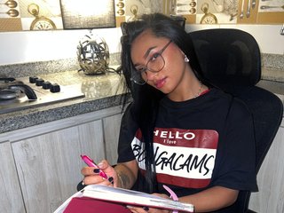 에로틱 한 영상 채팅 Alana-11