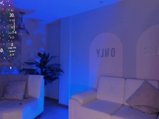 에로틱 한 영상 채팅 AlanaCraft