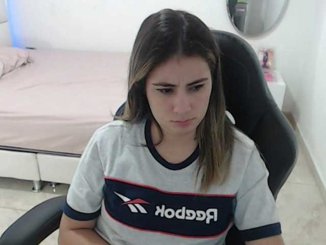 방송 스크린 샷 Alanaperry