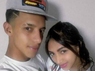 에로틱 한 영상 채팅 AlanayDiego