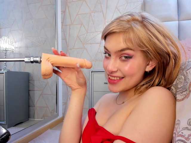 방송 스크린 샷 AlegnaTaylor