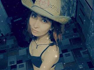 에로틱 한 영상 채팅 AleksZay