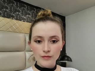 에로틱 한 영상 채팅 Alessiakiss