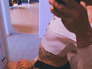 에로틱 한 영상 채팅 AlexaBorzaya