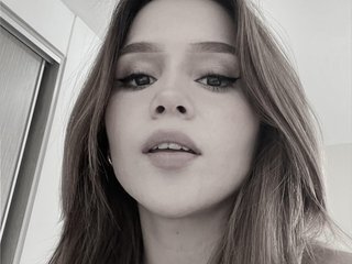 에로틱 한 영상 채팅 Alexandra-1