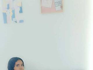 에로틱 한 영상 채팅 AlexandraAdamson