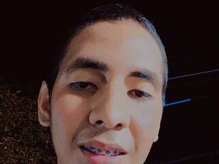 에로틱 한 영상 채팅 Alexcumhot