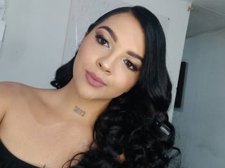 에로틱 한 영상 채팅 alexiarouse1
