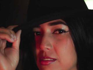 에로틱 한 영상 채팅 alexxbeell