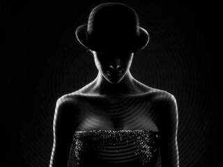 에로틱 한 영상 채팅 Alialiak