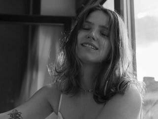 에로틱 한 영상 채팅 AliceKittie