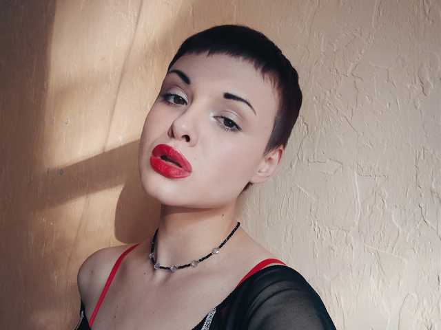프로필 사진 Katy_Manson