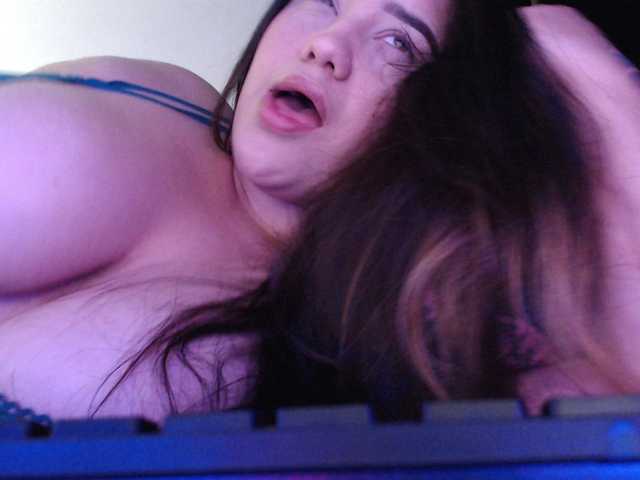 방송 스크린 샷 AliceKytelerr