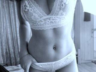 에로틱 한 영상 채팅 AliceRedX