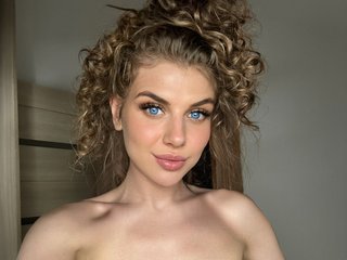 에로틱 한 영상 채팅 JustAlice